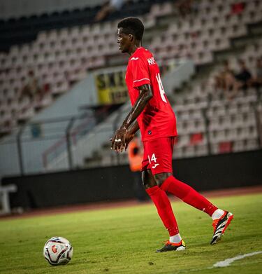 Maguette Gueye, pendiente del visado para llegar a Santander