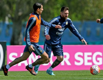Lionel Messi y Di María