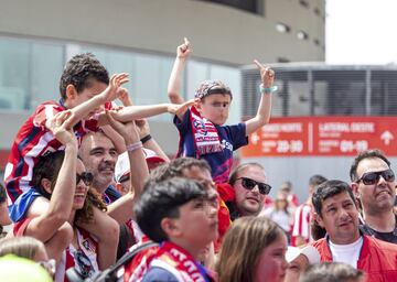 El Atleti celebra el Día del Niño en el Metropolitano