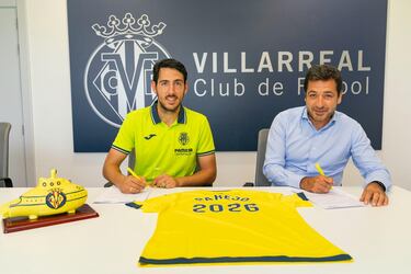 El Villarreal renueva dos a?os a Parejo