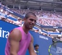 Alcaraz se pasa el juego y hace su mejor punto en un US Open: ¡por detrás de la espalda!