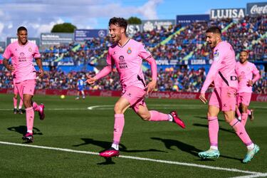 Joselu, el goleador diez que supera a De Tom¨¢s y apunta a la Selecci¨®n