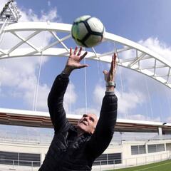 Iribar: “Que un niño te llame ‘Txopo’, te hace gracia y te gusta”