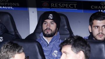 Isco sigue sin renovar y el Barcelona enreda con él