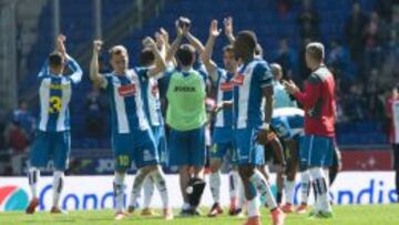 Abraham, V&iacute;ctor S&aacute;nchez y Diop, felices tras la victoria ante el Athletic del pasado domingo.