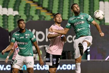 Deportivo Cali y Millonarios protagonizaron el regreso de la Liga Betplay tras el parón por la pandemia de COVID-19.  El encuentro terminó en empate 1-1 y en la primera parte tuvo que ser suspendido por una Tormenta Eléctrica.