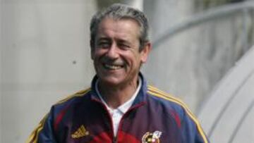 <b>Ángel Vilda</b>, seleccionador sub-19 femenino.