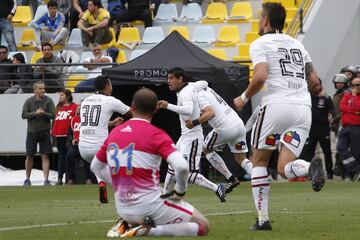 Las imágenes del agónico triunfo de Colo Colo sobre Everton