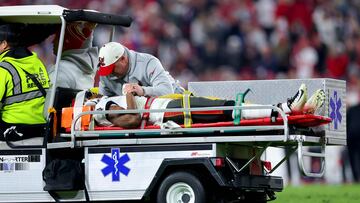 TAMPA, FLORIDA - JANUARY 16: Russell Gage #17 of the Tampa Bay Buccaneers is carted off the field after suffering an injury against the Dallas Cowboys during the fourth quarter in the NFC Wild Card playoff game at Raymond James Stadium on January 16, 2023 in Tampa, Florida.   Mike Ehrmann/Getty Images/AFP (Photo by Mike Ehrmann / GETTY IMAGES NORTH AMERICA / Getty Images via AFP)