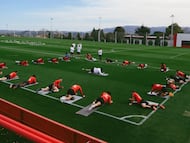 02-03-26. SESIÓN DE ACTIVACIÓN PARA EL SPORTING EN MAREO ANTES DE REANUDAR EL PARTIDO FRENTE AL LEGANÉS.