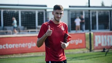 Santi Bueno, el guerrero de Michel que falta por debutar