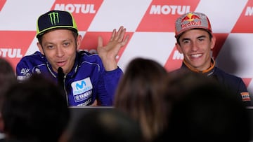 Rossi junto a M&aacute;rquez en Cheste.