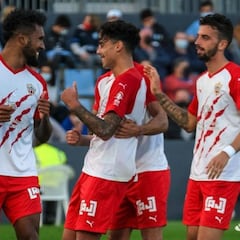 El VAR catapulta al Almería en Ibiza