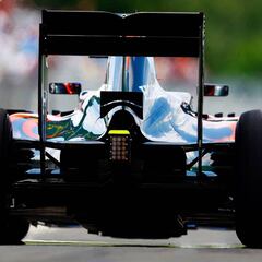 'Very high risk' is how Honda describe new McLaren engine