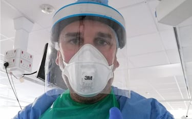 Oxford vaccine volunteer Pons: "Early doses should be ready for Christmas"
