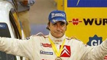 Carlos Sainz, hospitalizado tras sufrir un accidente