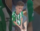 Vídeo: Niño llora desconsoladamente la salida de Sergio Canales a Monterrey