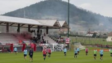 Herri Norte, en la tribuna Piru Gainza