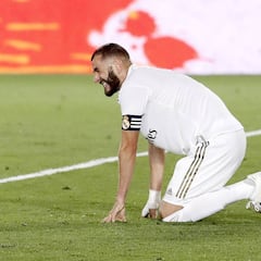 Benzema entra en la reserva