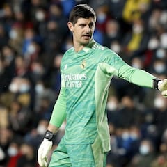 Courtois: “Hay gente que se aprovecha de nosotros”