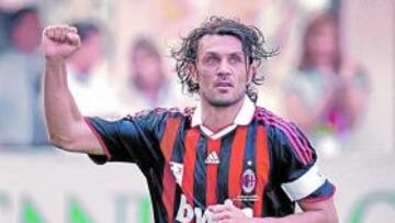 Maldini, en su adiós a San Siro.