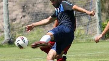 <b>GOL DE PICHICHI. </b>Este es el momento en que Van Nistelrooy consigue marcar un gol a su estilo, es decir, siendo listo.