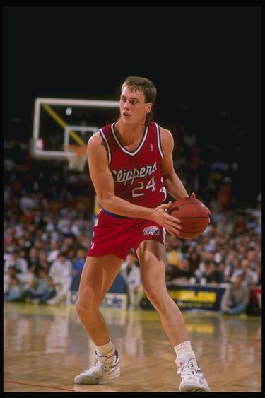 Kohler, 17 de diciembre de 1964-Wisconsin, 26 de septiembre de 2024. 60 años. Jugador y entrenador de baloncesto estadounidense. Disputó once temporadas en la NBA. Tuvo una incursión de una campaña en la Liga ACB con el León.