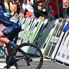 Van Vleuten se impone por insistencia con un gran Movistar