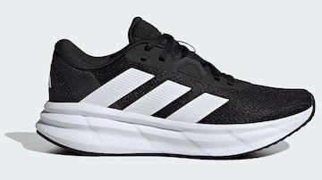 Adidas Galaxy 7 en negro para mujer.