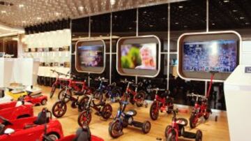 El Espanyol ya se exhibe en las pantallas del "showroom" de Rastar Group como un producto más del conglomerado.