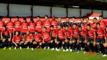 <b>AL COMPLETO. </b>La plantilla rojiblanca afronta las primeras carreras del año con la ilusión de lograr los retos que afrontará el club.
