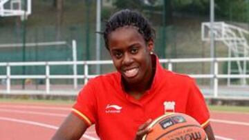 <b>NOVEDAD. </b>Aauri Bokesa, hija de guineanos, debuta hoy.