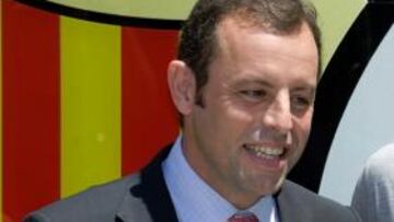 <b>SORPRENDIDO. </b>Las finanzas del Barça preocupan mucho a Rosell.