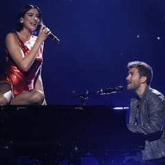 El momentazo de la noche: Pablo Alborán y Dua Lipa cantaron juntos