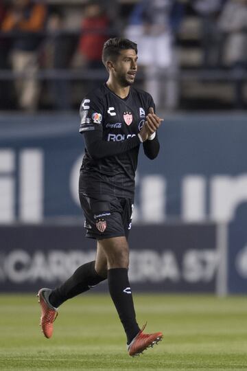 En julio de 2018, tras la Copa del Mundo de Rusia, dejó al Rangers de Escocia para fichar por Santos Laguna. Actualmente es delantero del Necaxa.