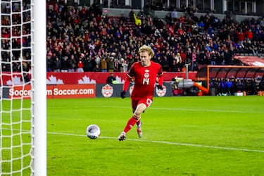 Canadá se pasea en Toronto para vencer a Suriname y meterse al Final Four de Concacaf Nations League