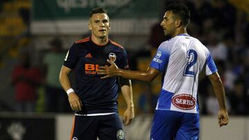 Gameiro, en el amistoso entre Valencia y Alcoyano.