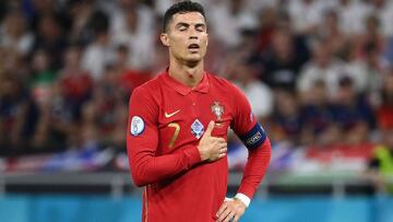 Cristiano, antes de jugar anta Francia.