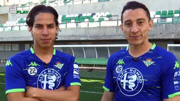 Los mexicanos del Betis se retaron en el desafío de las tres porterías, que es de precisión de disparo en un entrenamiento con el equipo bético. Aquí el ganador.