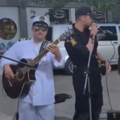 La Policía noruega acude tras una llamada porque molestan unos músicos y lo que hace el agente es genial