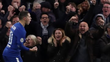 Soccer Football - Champions League - Chelsea vs Atletico Madrid - Stamford Bridge, London, Britain - December 5, 2017 Chelsea's Eden Hazard celebrates after Atletico Madrid's Stefan Savic scores a own goal and the first for Chelsea REUTERS/Kevin Coombs