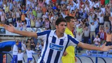 <b>GOLEADOR. </b>Carmona es el máximo artillero del Recre esta temporada con seis tantos.