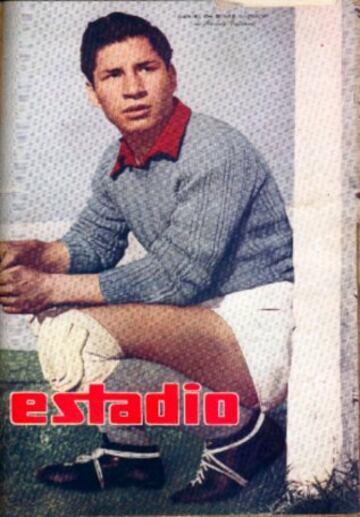 Daniel Chirinos: Leyenda de Audax Italiano, ganó tres de las cuatro estrellas itálicas: 1946, 1948 y 1957.