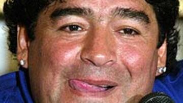 <b>RAJADA</b>. Menos mal que sólo dio una rueda de prensa. Diego se ha soltado la melena y ha empezado a destripar a diestro y siniestro. Otra cosa no, pero no se calla. Dice todo lo que piensa. Pena que haya veces que no piense lo que dice.