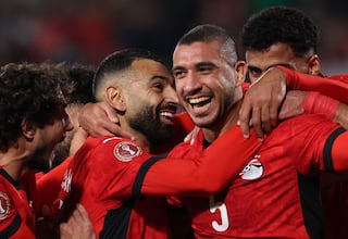 Dos bestias despiertan