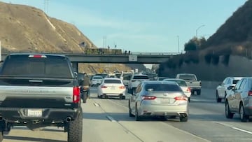 Video: Mensaje gigante en California a favor de ICE y las redadas masivas