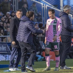 La lesión de Guardado, otra desgracia del Betis en Getafe