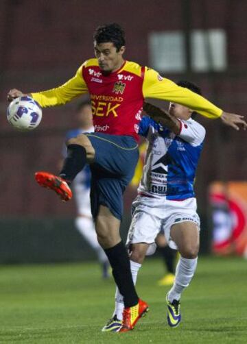 Después de un paso exitoso por la U, Marcos González estuvo dos años y medio en Flamengo y justo antes del Mundial de Brasil retornó a Chile para jugar por Unión Española. Ahora juega en Palestino.