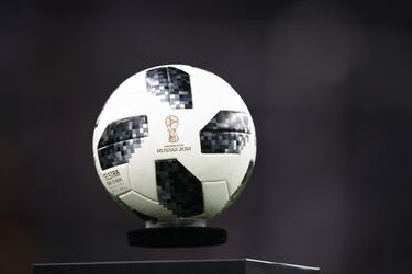 El balón del partido.