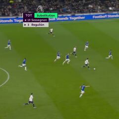 Reguilón se gana el puesto en el primer balón que toca